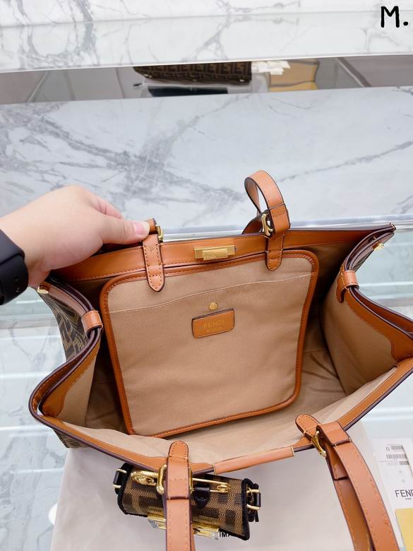 Peekaboo 41x28cm CN (8)