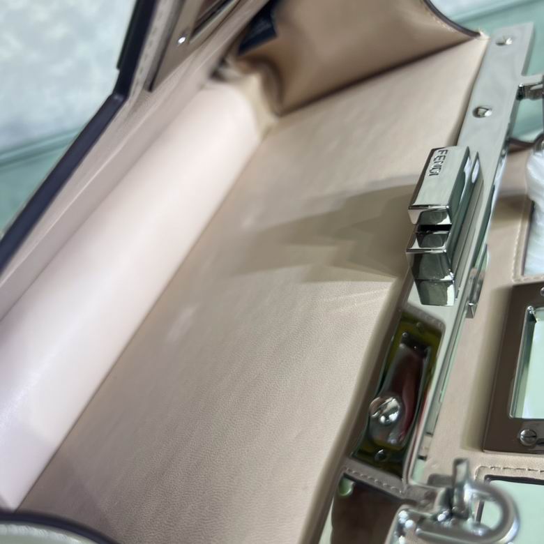 Peekaboo Cut 8001M 34X18.50X11cm H 1 (7)