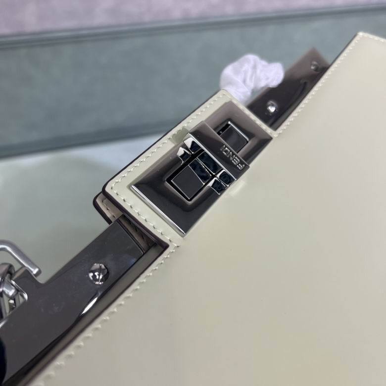 Peekaboo Cut 8001M 34X18.50X11cm H 2 (3)