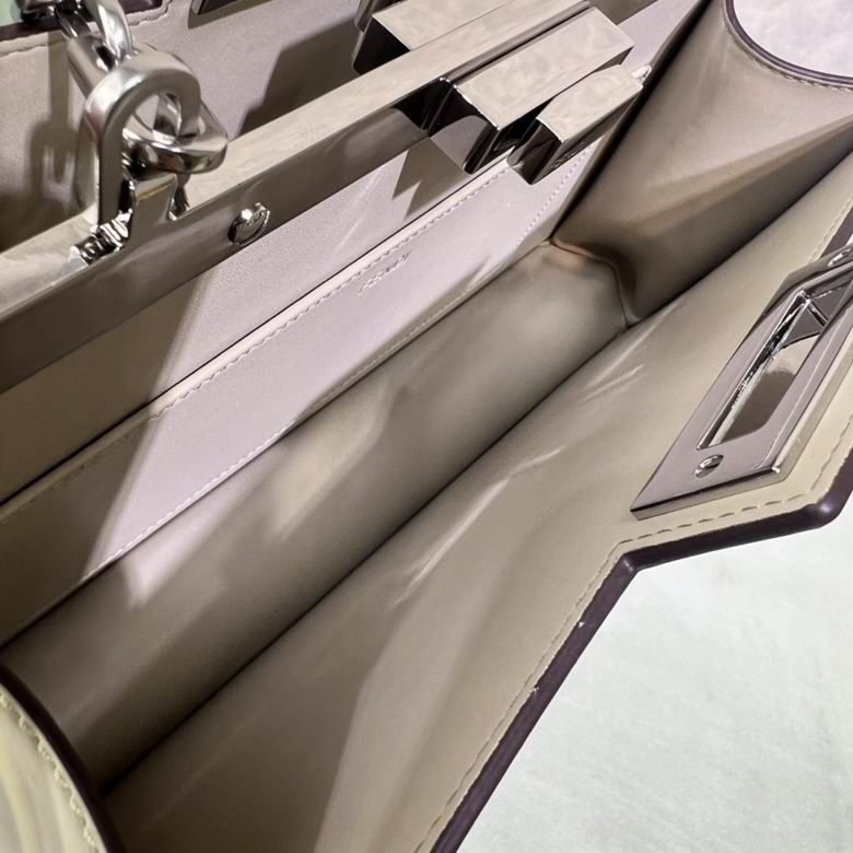 Peekaboo Cut 8001M 34X18.50X11cm H 2 (6)