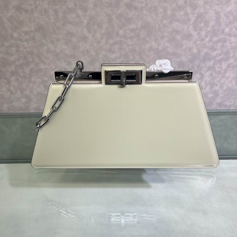 Peekaboo Cut 8001M 34X18.50X11cm H 2 (9)