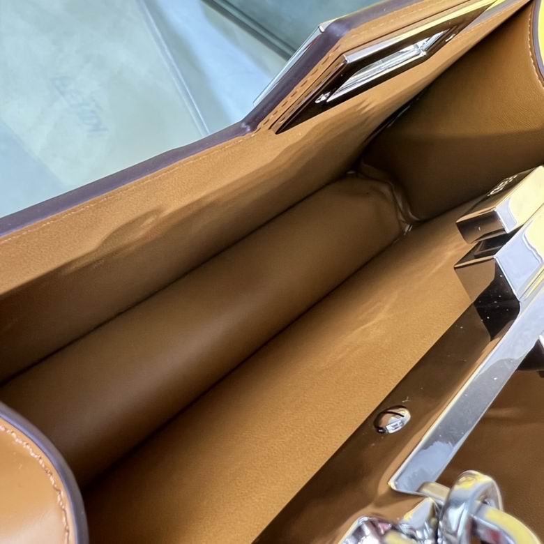 Peekaboo Cut 8001M 34X18.50X11cm H 4 (7)