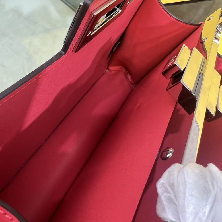 Peekaboo Cut 8001M 34X18.50X11cm H 6 (7)