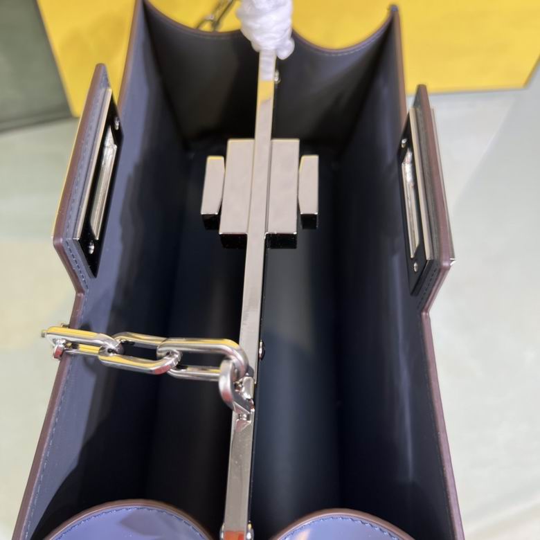 Peekaboo Cut 8001M 34X18.50X11cm H 7 (4)