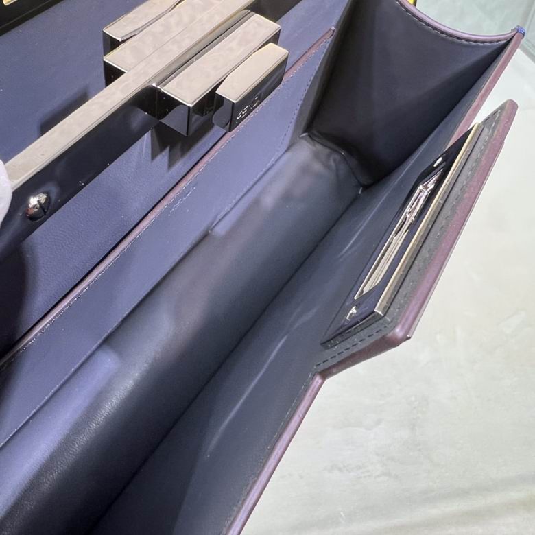 Peekaboo Cut 8001M 34X18.50X11cm H 7 (6)