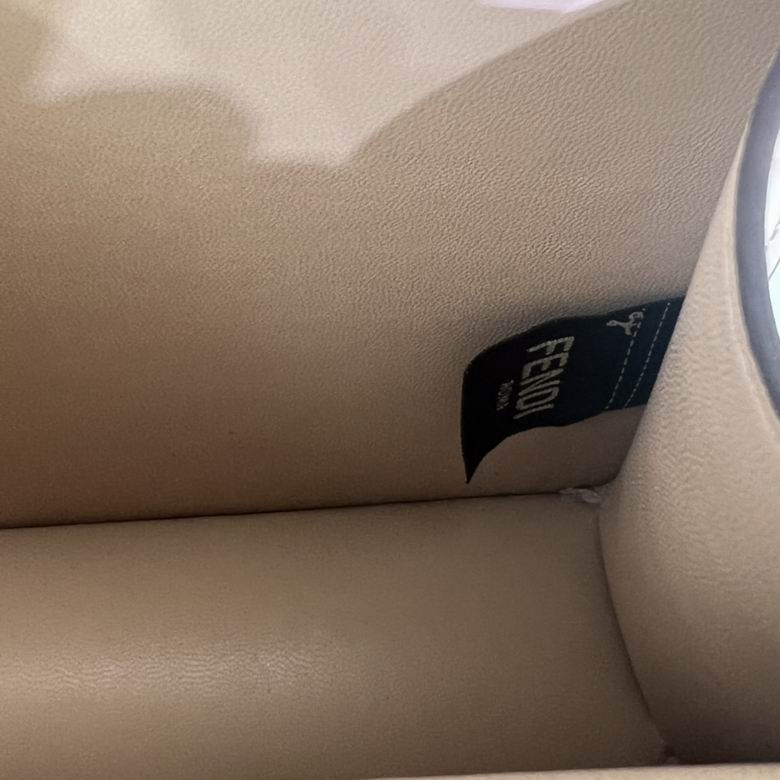 Peekaboo Cut 8001S 20.5X11X14cm H 1 (8)