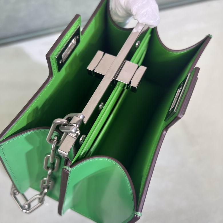 Peekaboo Cut 8001S 20.5X11X14cm H 3 (6)