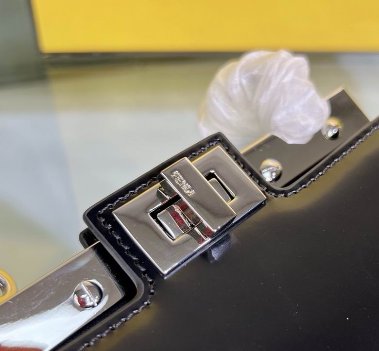 Peekaboo Cut 8001S 20.5X11X14cm H 5 (3)