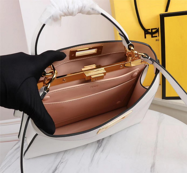 Peekaboo ISee 242 33X25.5X13cm H (27)