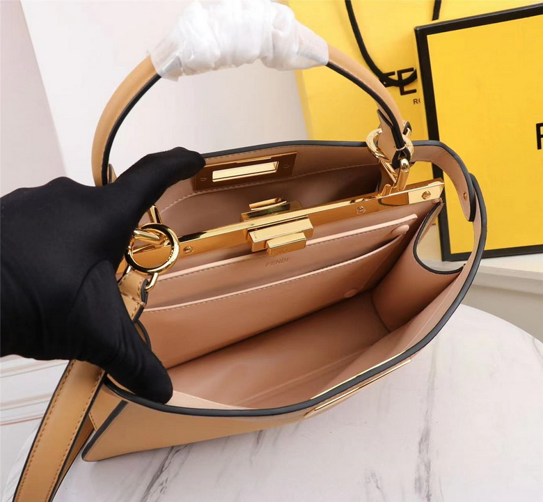 Peekaboo ISee 242 33X25.5X13cm H (36)