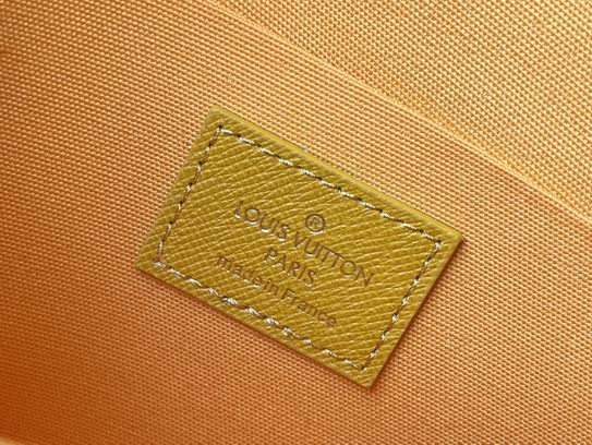 Pelicie M81762 21x12x3cm gf (7)