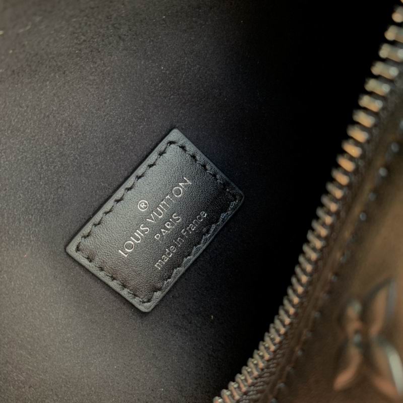 Petite Malle M21709全皮黑 21x14x6cm gf (7)