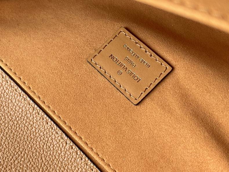 Pochette Metis M46018 25x19x7 cm gf (17)