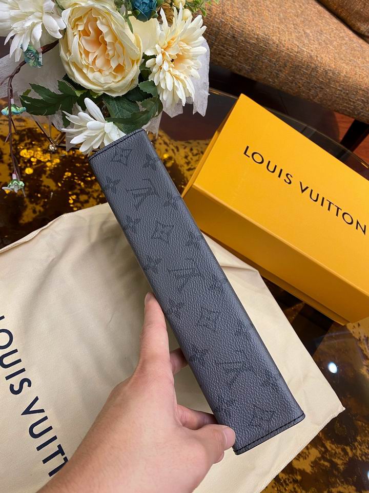 Pochette Voyage M69535 27x21x3cm gf (7)