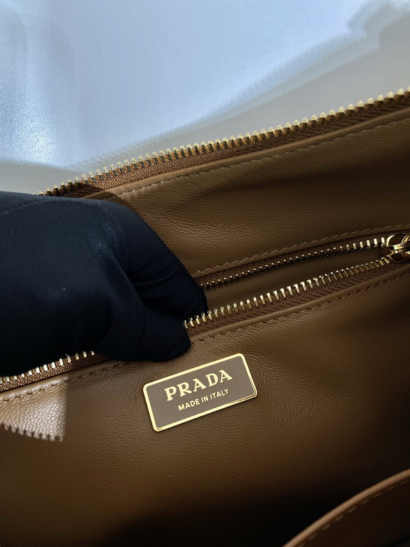 Prada Aimee 1BC228 39x24x12cm AP_10