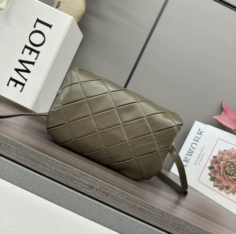 Puffer Goya 062465 20X6X13cm SS 2色 11