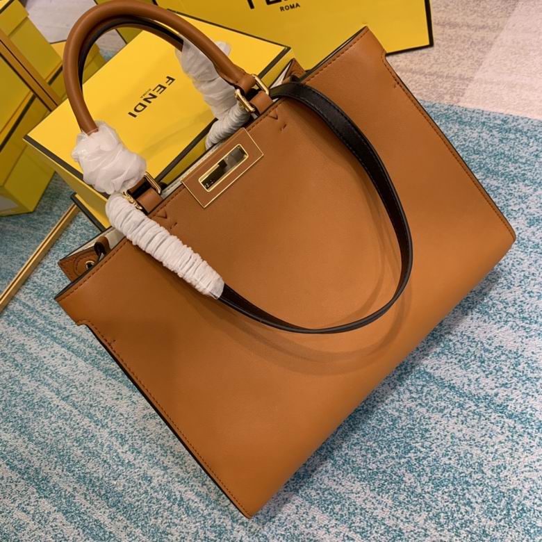 RT674 34.5x26x15 (14)