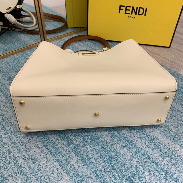 RT674 34.5x26x15 (18)