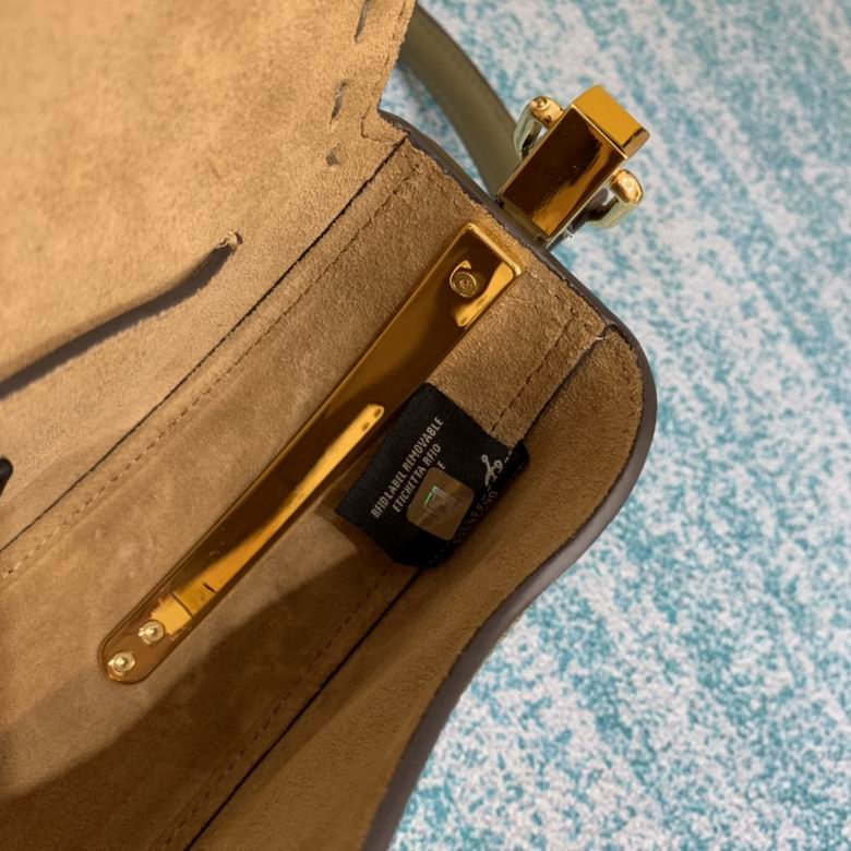 RT8BT346 19×8×14 (21)