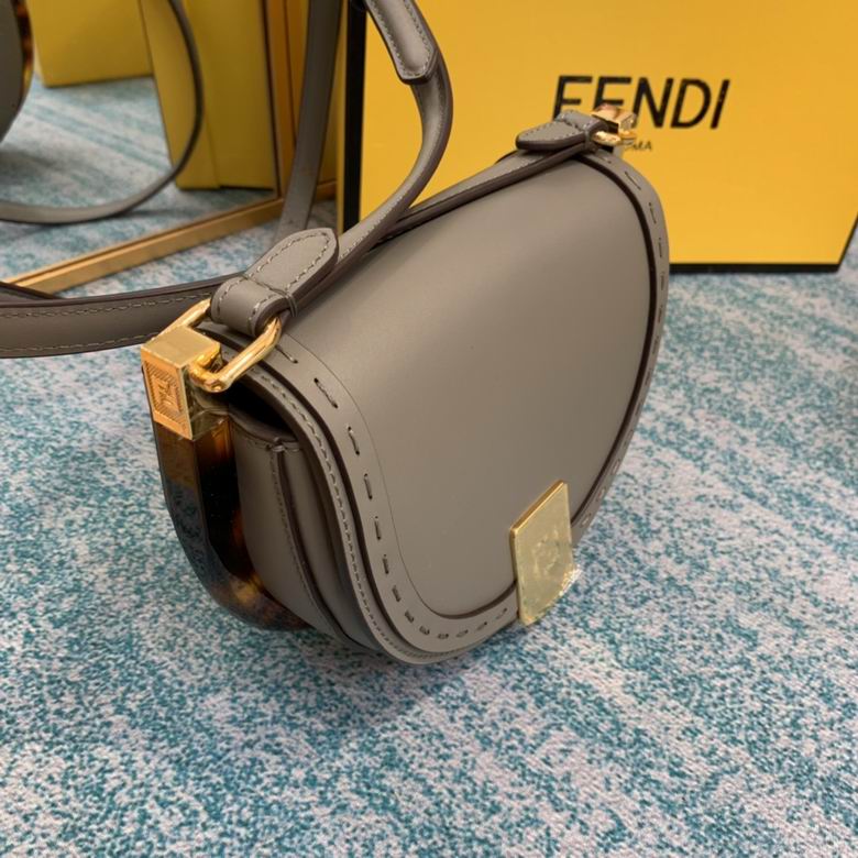 RT8BT346 19×8×14 (29)