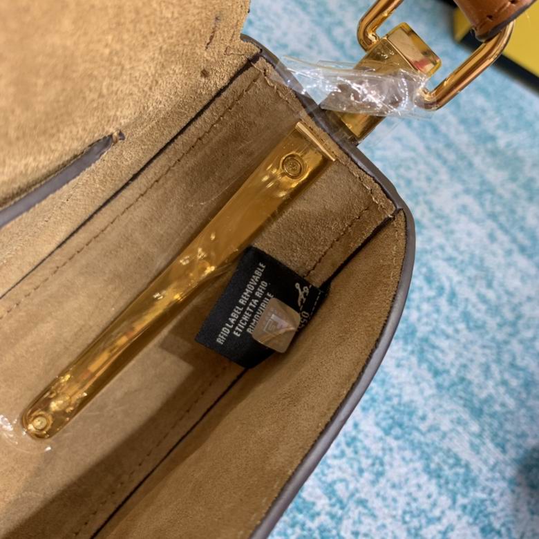 RT8BT346 19×8×14 (33)