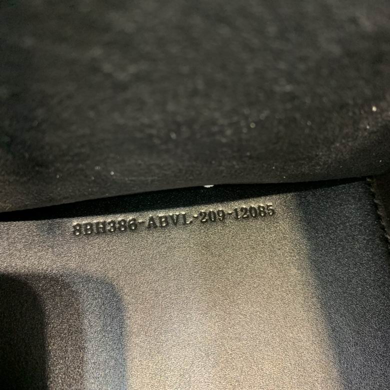 RTFEND1 36x17x31 (38)