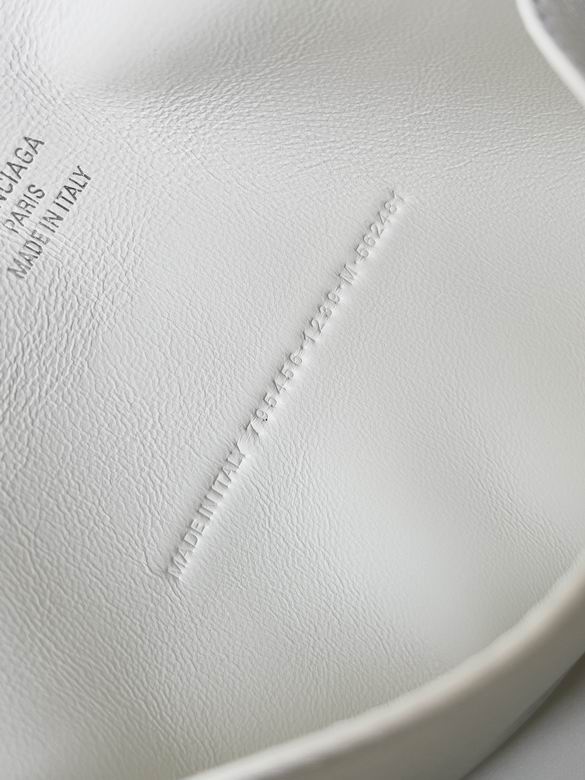 Rodeo 22.8X9.9X8.3cm 080505 GY 3色 25