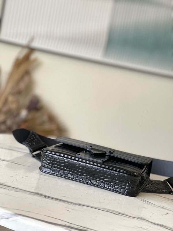 S Lock Sling M84871黑21x15x4cm gf (4)