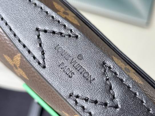 S Lock Sling M45807 21x15x4cm gf (8)