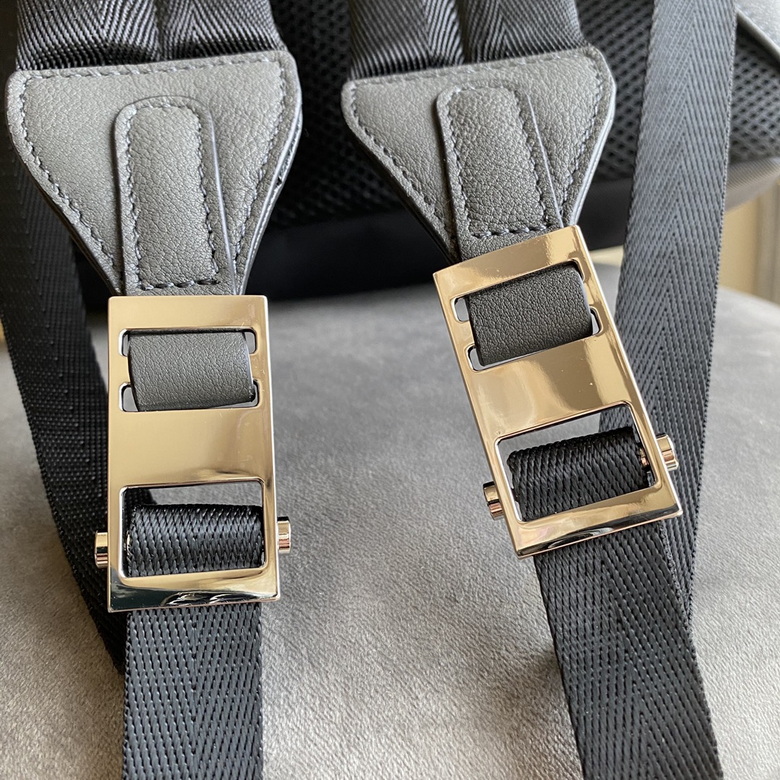 SF330 31.5X40X14.5cm WP (5)