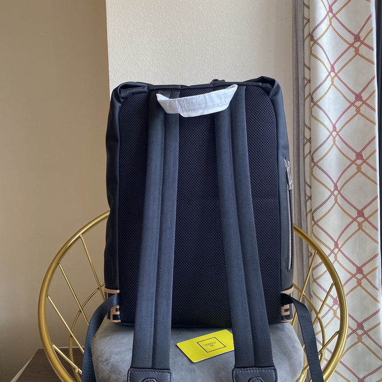 SF803 39X29.5X11.5cm WP (3)