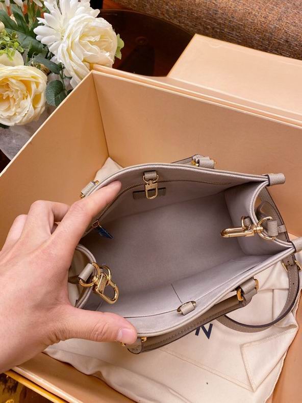 Sac Plat M45779 25x19x11.5 cm gf (8)