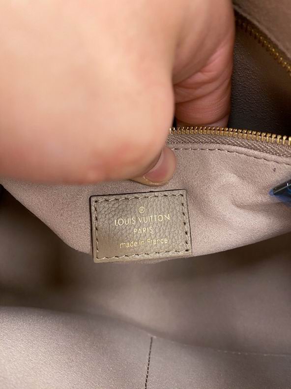 Sac Plat M45779 25x19x11.5 cm gf (9)