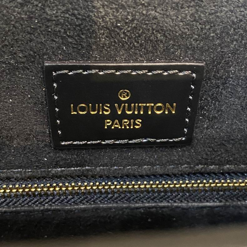 Sac Plat M58660 22.5x24x9.5 cm gf (16)