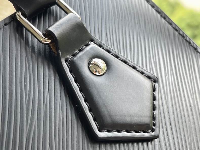 Sac Plat M58660 22.5x24x9.5 cm gf (21)