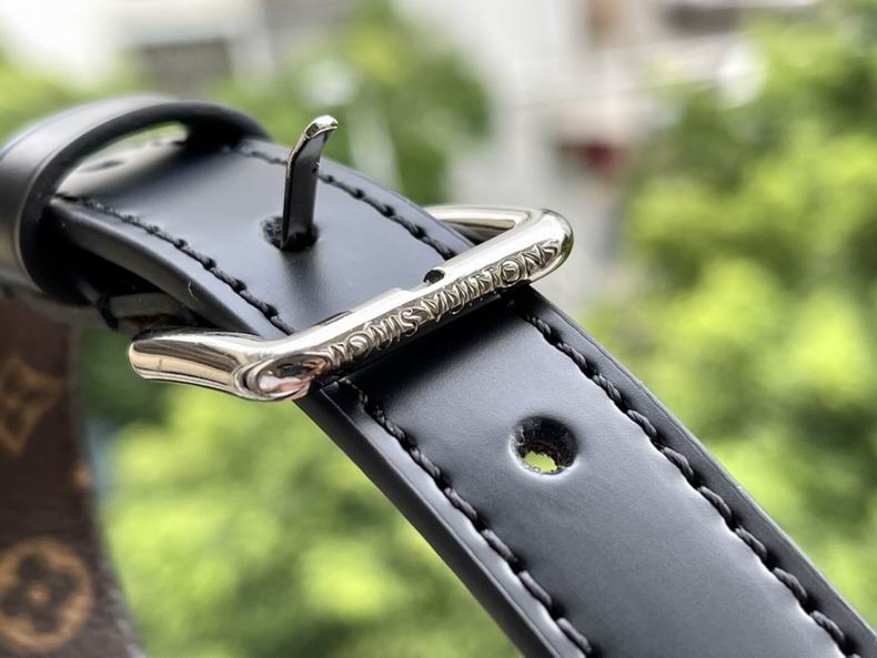 Sac Plat M58660 22.5x24x9.5 cm gf (23)