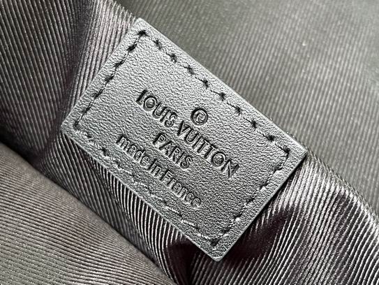 Saumur M45913 27x42x13cm gf (7)