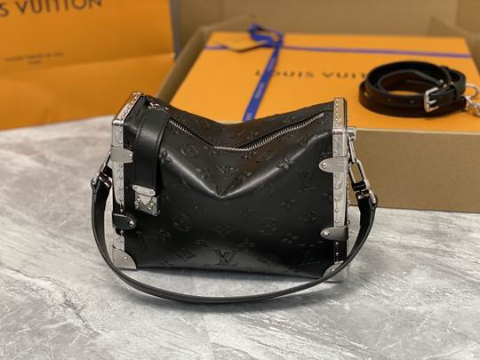 Side Trunk M21477 21x14x6cm gf1 (33)