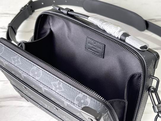 Soft Trunk M45935 21.5x15x7cm gf (9)