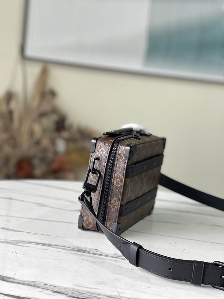 Soft Trunk M45935 21.5x15x7cm gf-1 (3)