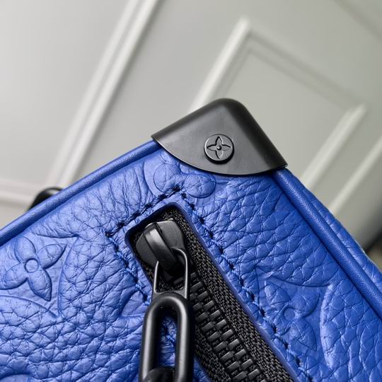 Soft Trunk M82558 18.5x13x8cm gf (6)