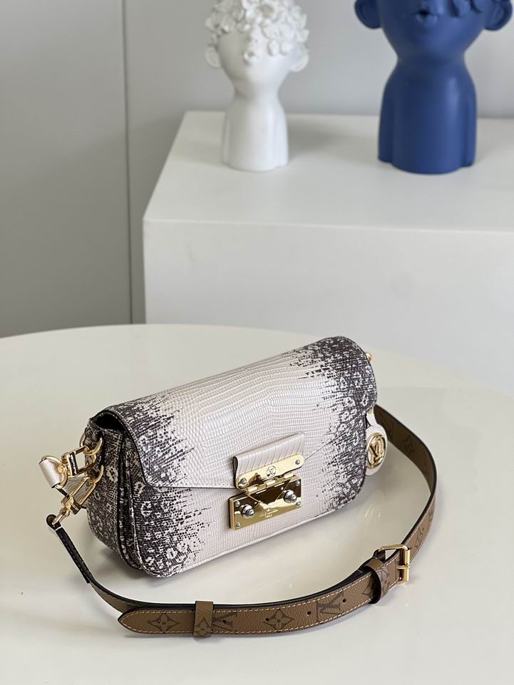 Swing M20396 M24x15x6cm gf (3)