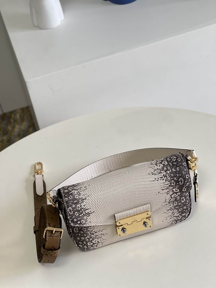 Swing M20396 M24x15x6cm gf (4)