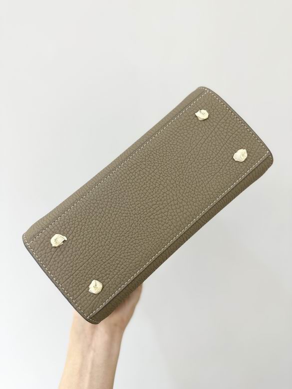 TP 21.5X19X10cm 082009 SS 5