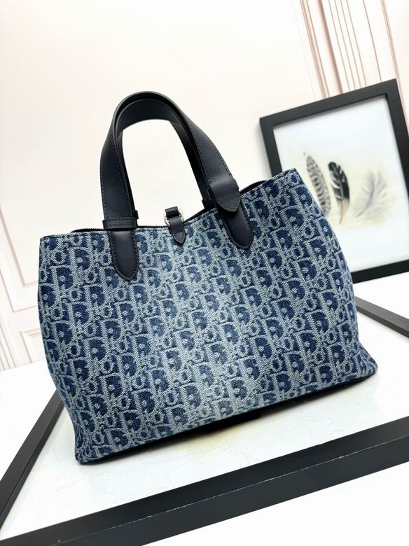 Toujours D2821 28.5X21.5X17cm YG 4