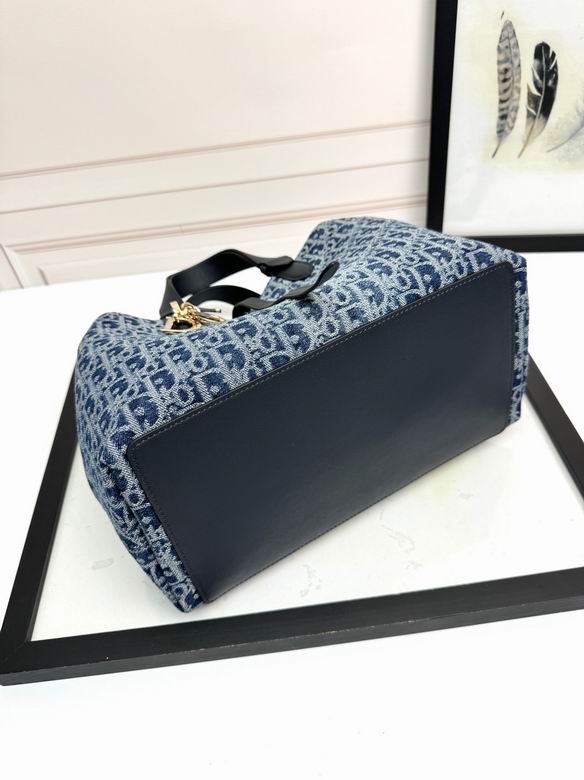 Toujours D2821 28.5X21.5X17cm YG 5