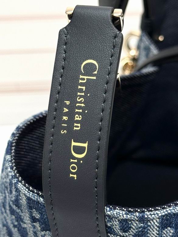 Toujours D2821 28.5X21.5X17cm YG 8