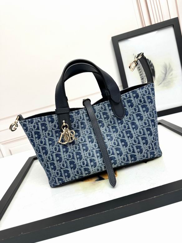 Toujours D2822 23X14X12cm YG 1