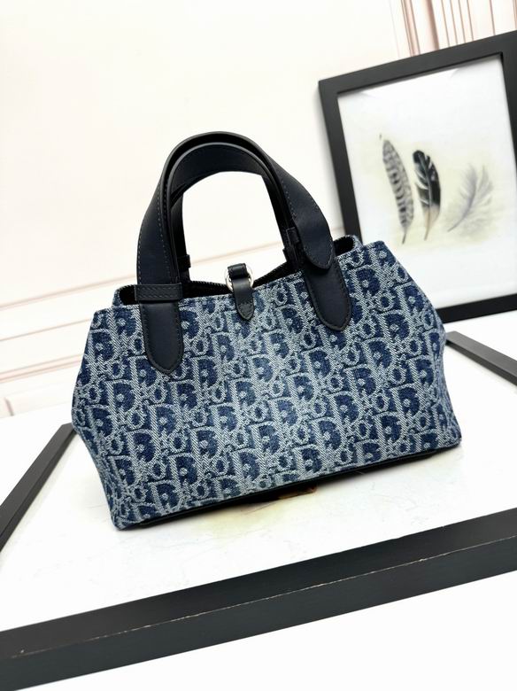 Toujours D2822 23X14X12cm YG 4