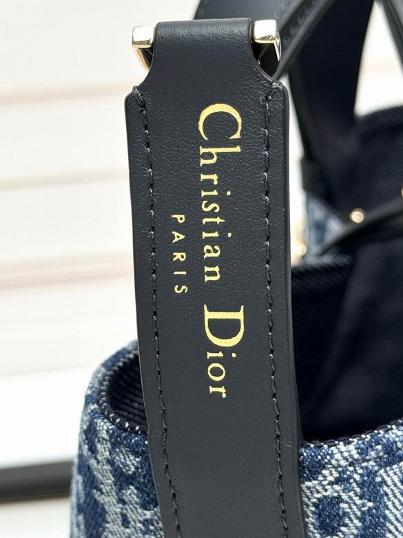 Toujours D2822 23X14X12cm YG 8